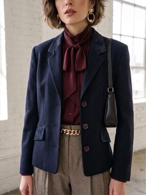 Vintage 90s J. Michaels Navy Blue Virgin Wool Suede Collar Fitted Blazer - US 10